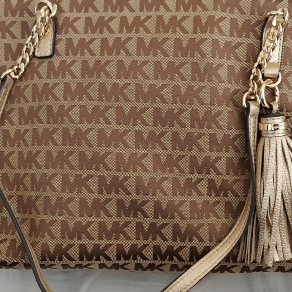 Purse - Picture 5 of 5